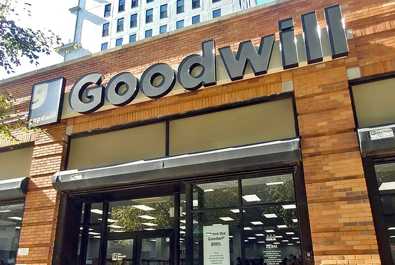 goodwill thrift shops in Manhattan